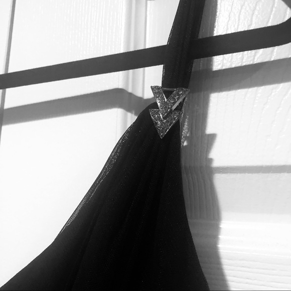 Evan Picone LBD with 💎 crystal accent straps - Picture 3 of 7